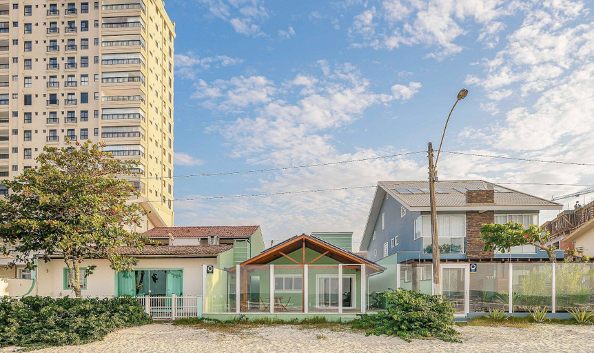 Exterior & Views 2, House on the Beachfront of Pereque SC Aaf378, Porto Belo