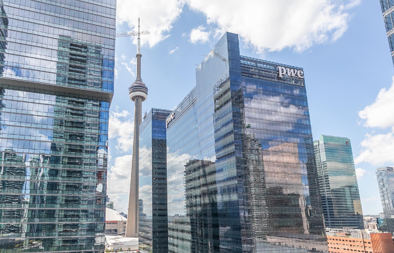 Exterior & Views 1, Maple Leaf Suites, Toronto
