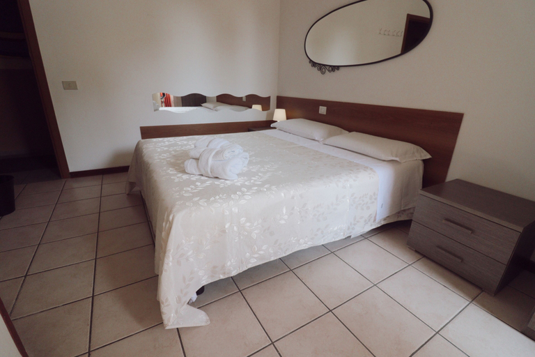 Bedroom 3, Hotel Pontenuovo, Como