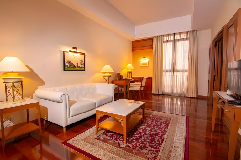 Bedroom 13