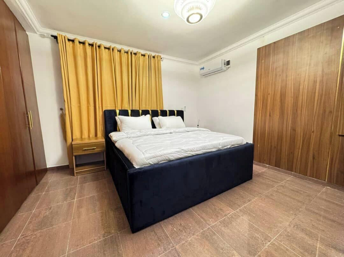 Room 3, FRYBURG HOTEL AND SUITES, Eti-Osa