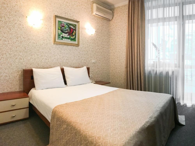 Bedroom 2, Komilfo Hotel