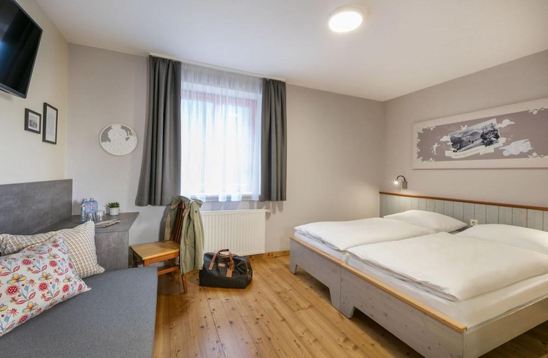 Bedroom, JUFA Hotel Eisenerz, Leoben