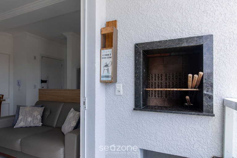 Others 2, Modern apt w/ Barbecue 600m From the Beach Com305, Florianopolis