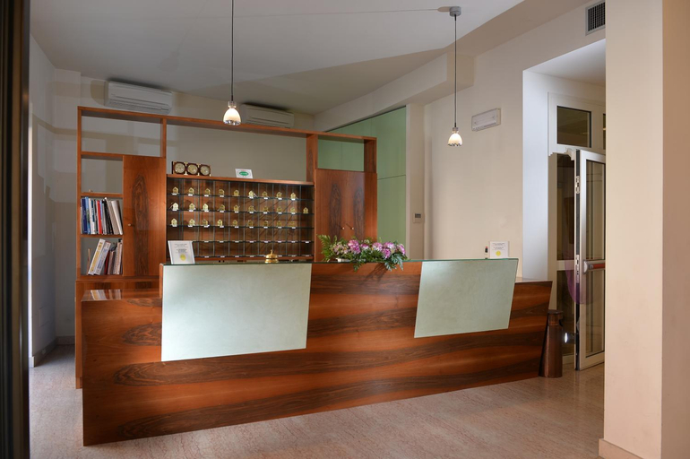 Public Area, Hotel Siena, Verona