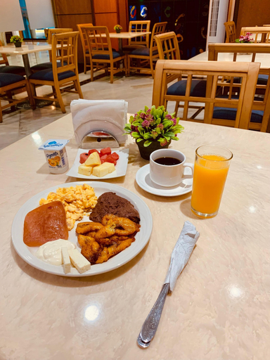 Food & Drinks 4, Intercity Tower, San Pedro Sula