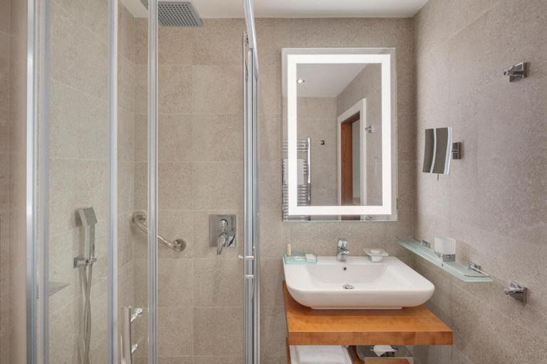 Bathroom 5, Ensana Hvezda - Imperial - Neapol, Cheb