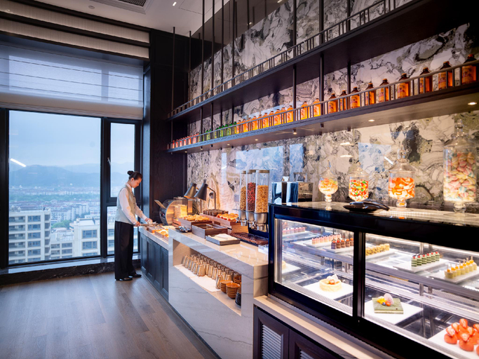 Food & Drinks 5, Yiwu kingdom hotel, Jinhua