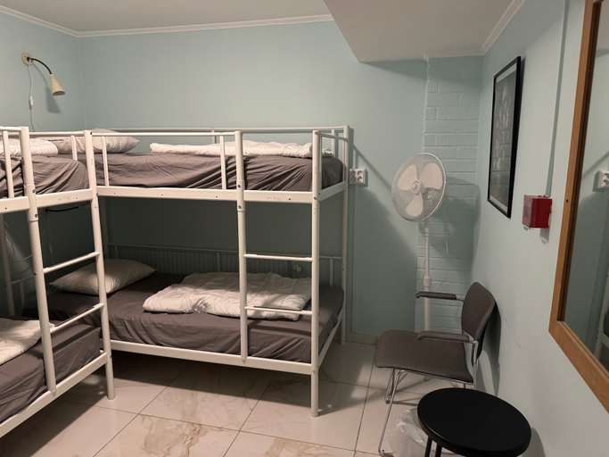 Bedroom 4, Svea Hostel AB, Stockholm