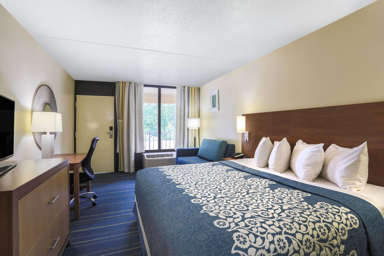 Bedroom 3, Days Inn by Wyndham Newark Wilmington, New Castle