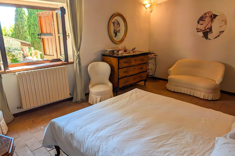 Bedroom 4, Villa Poggio al Coniglio a Suvereto con Piscina, Livorno