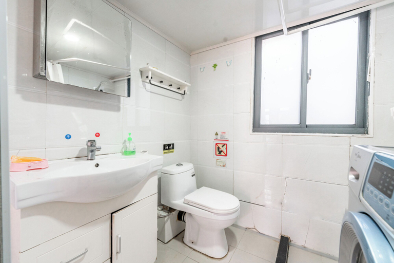 Bathroom 3, Shanghai Hills&XING 302 Homestay, Shanghai