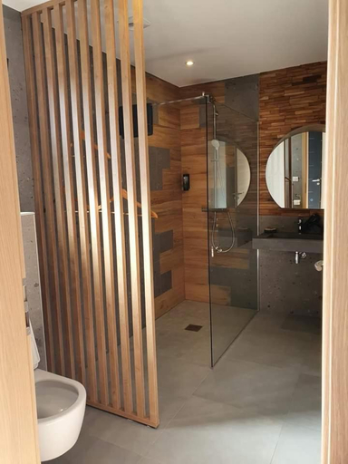 Bathroom, O complexe hebergement, Haute-Saône