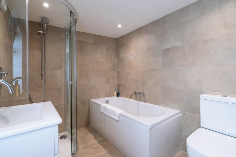 Bathroom 4, Luxury Apartments - Montpellier Spa Road, Gloucestershire