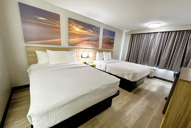 Bedroom 3, Days Inn by Wyndham Holland, Ottawa