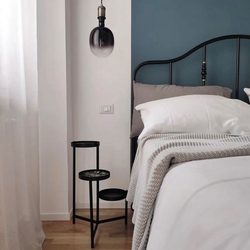 Bedroom 2, 9 ¾ Rooms by Edera, Bologna