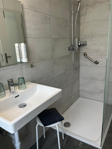 Bathroom 3, Hotel Garni dei fiori, Locarno