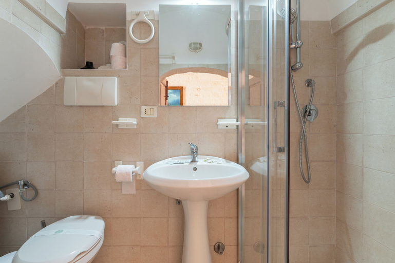 Bathroom 3, Appartamento Nonna Rosa, Brindisi