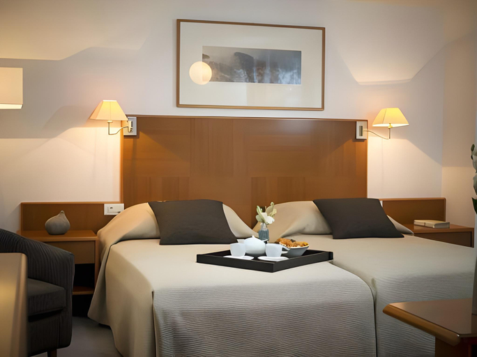 Bedroom 3, Hotel Kompas, Dubrovnik