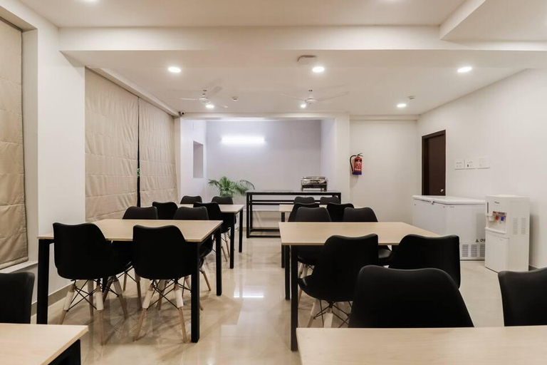 Food & Drinks, Hotel O Executive Stays Akankha, North 24 Parganas