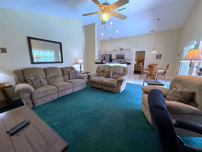 Living area 2, 3-bedroom Southern Dunes Pool Home Villa, Polk