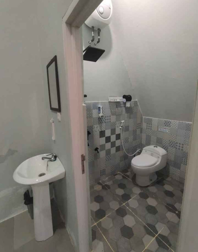 Bathroom 4, D’KAYANGAN RESORT & CAFE, Soppeng