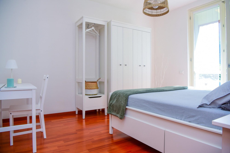 Bedroom 4, Infinity Apartment by Wonderful Italy, Como