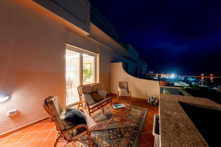 Others 4, NOVA DOMUS 6, Emma Villas, Lecce