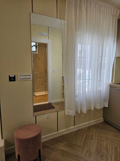 Bathroom 4, Sidro Guesthouse