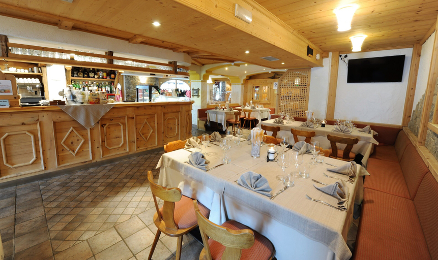 Food & Drinks 5, Hotel Helvetia, Sondrio