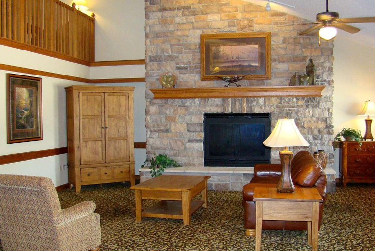 Public Area 3, AmericInn by Wyndham Kewanee, Henry