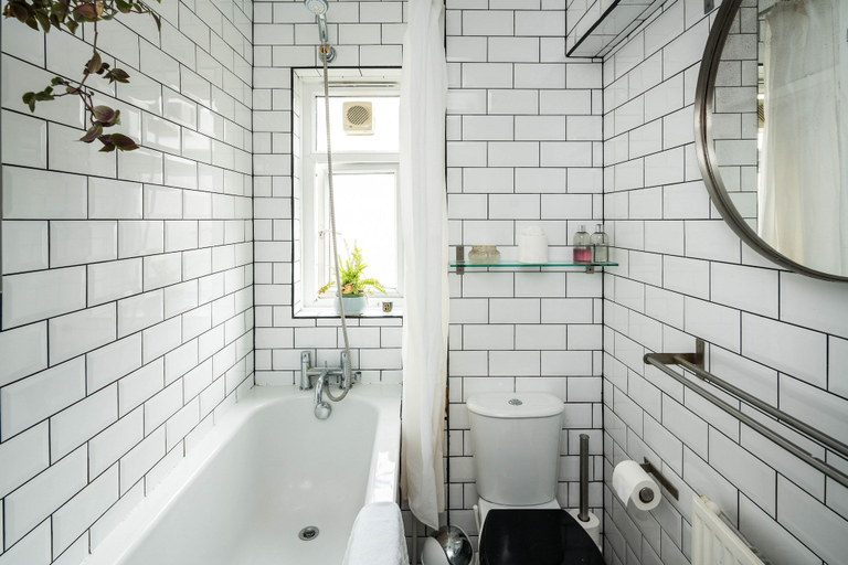 Bathroom 3, 2Bd Stylish Home W/T Grand Piano Central London, London