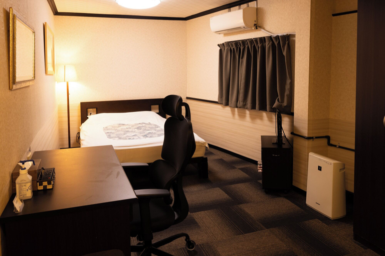 Bedroom 5, Hotel Daiki, Osaka
