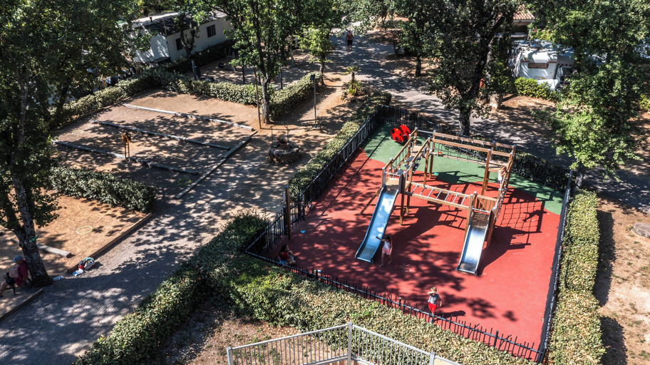 Others 4, Camping international Aups 83, Var