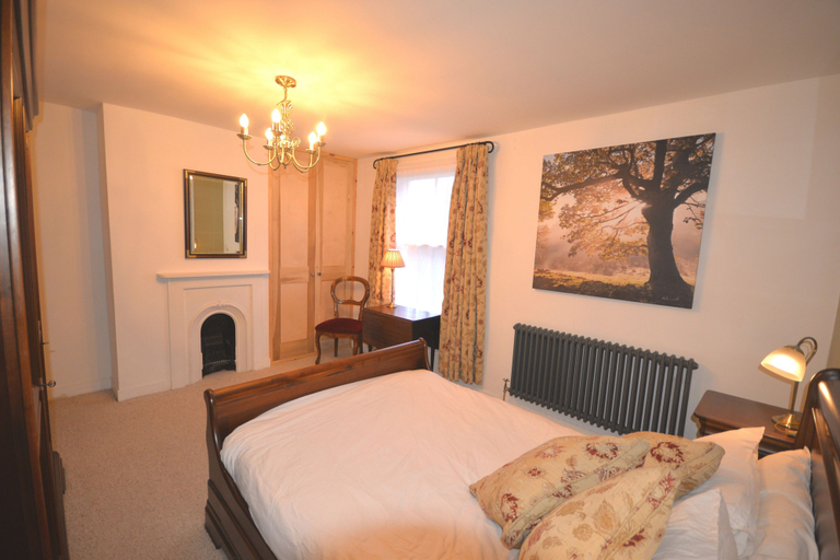 Bedroom 2, Delightful Cottage In Sandwich - One Bedroom, Kent