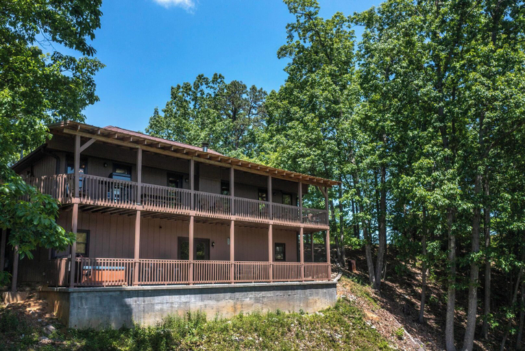 Exterior & Views 2, All About the Smokies, Sevier