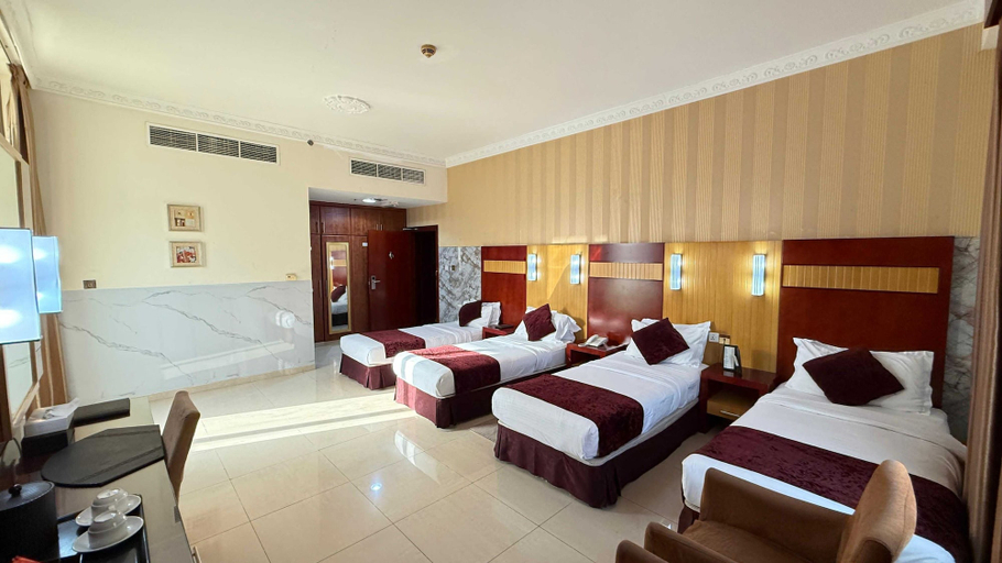 Bedroom 5, Phoenix Retreat Deira By Dancenter, Dubai
