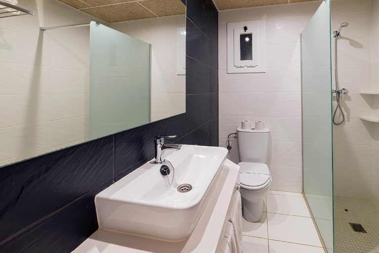 Bathroom, BLUESEA Continental, Girona