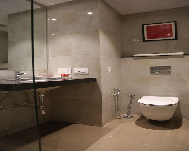 Bathroom 4, Lords Inn Udaipur, Udaipur