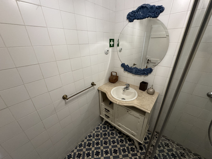Bathroom 5, Chiado View, Lisbon