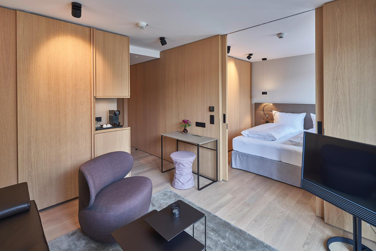 Bedroom 2, Hotel Misan, Aurich