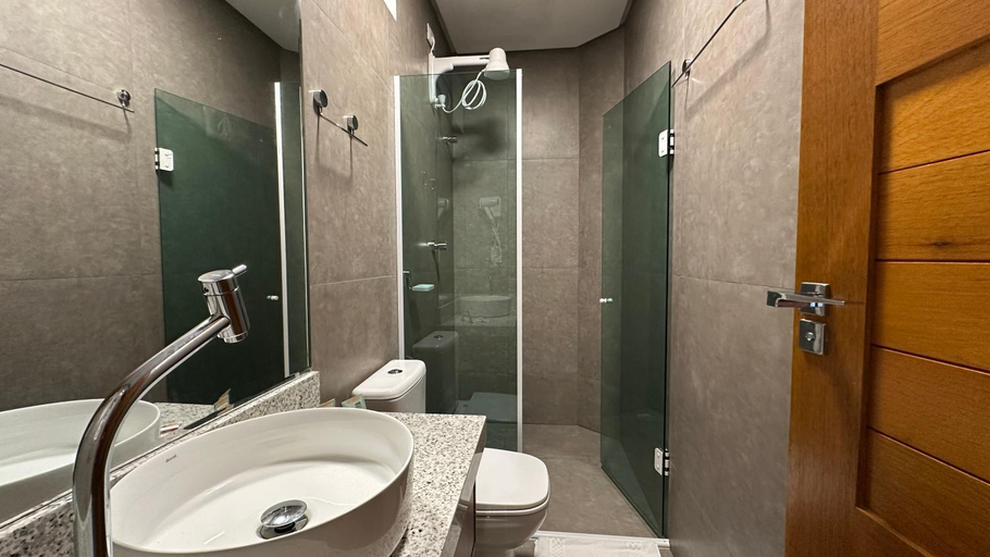 Bathroom 4, Hotel Cachoeira, Cajazeiras