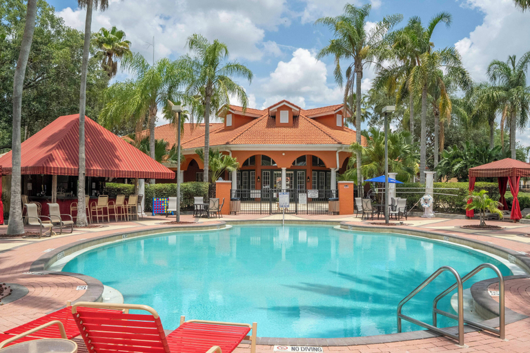 Room 4, Gorgeous and Confort 4 Bedrooms, Polk