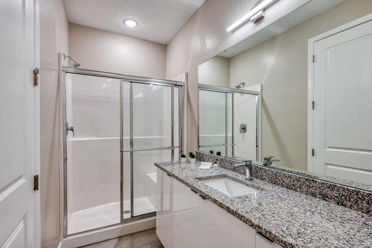 Room 4, Spacious Modern new Home With Private Pool, Osceola