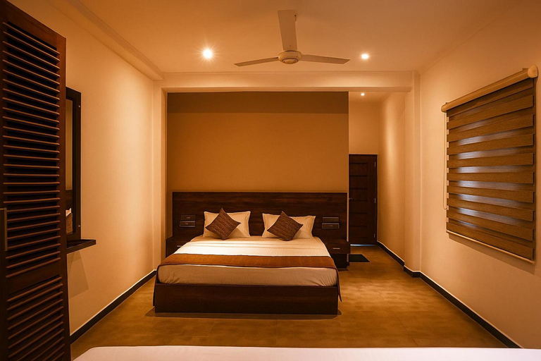 Bedroom 3, Cocos Polhena, Matara Four Gravets