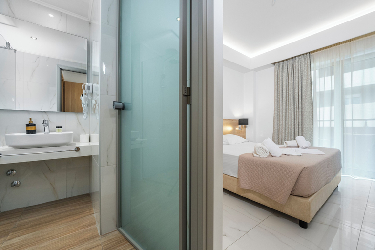 Bathroom 5, Marvel Deluxe Rooms, Crete