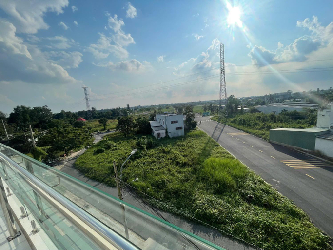 Others 3, The Rose Hotel, Thốt Nốt