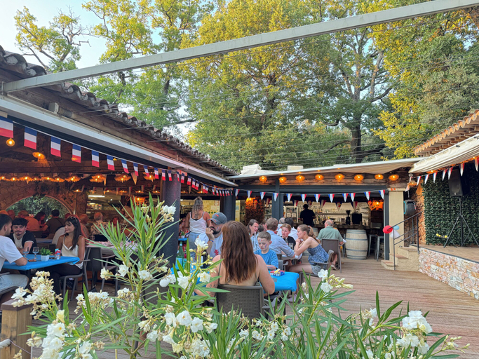 Food & Drinks 4, Camping international Aups 83, Var