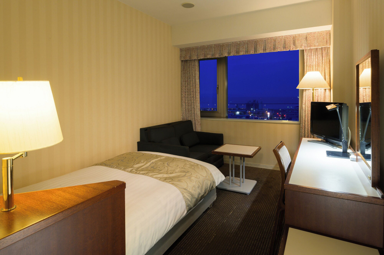 Bedroom 3, Hotel Aomori, Aomori