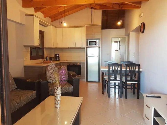Room 5, Villa Orestis - Stoupa Seaview Gem, Peloponnese